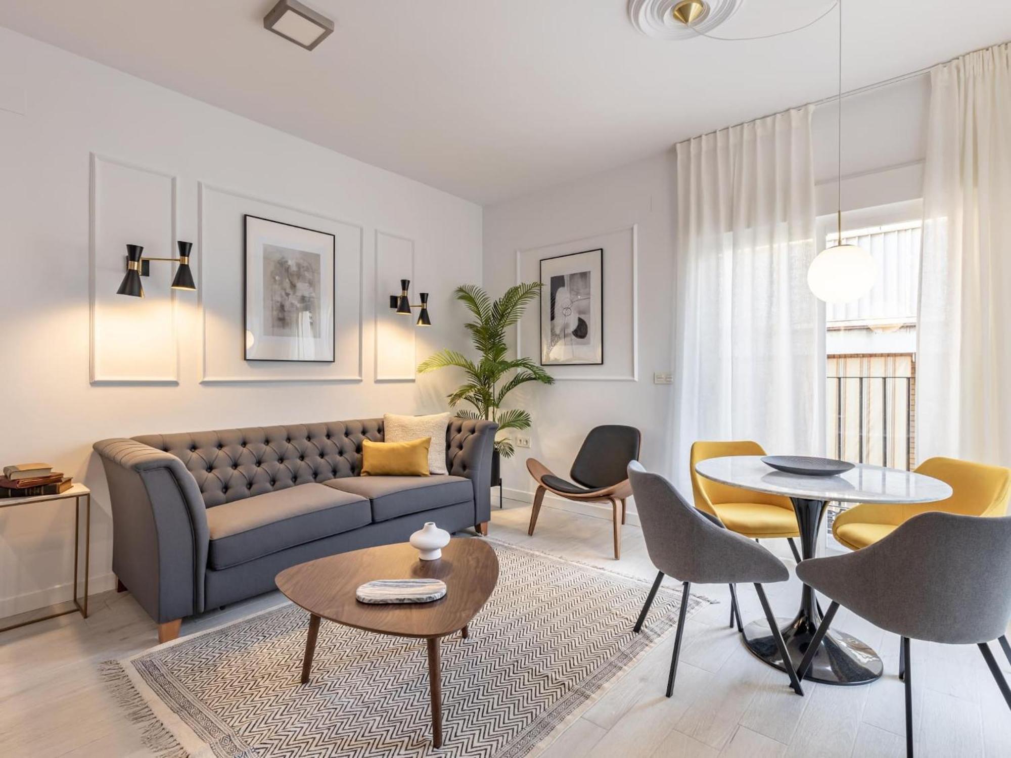 Central Stylish And Elegant 1 & 2 Bedroom Apartments I กรานาดา ภายนอก รูปภาพ