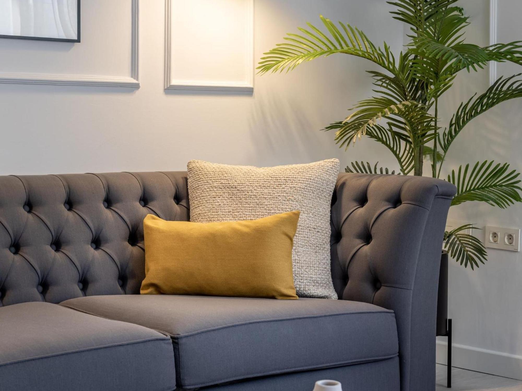 Central Stylish And Elegant 1 & 2 Bedroom Apartments I กรานาดา ภายนอก รูปภาพ